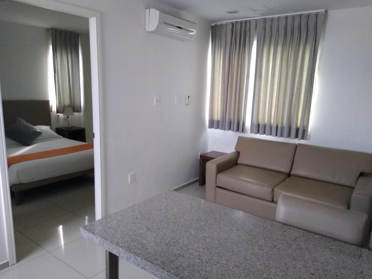 Suites Chapultepec Гвадалахара Екстер'єр фото